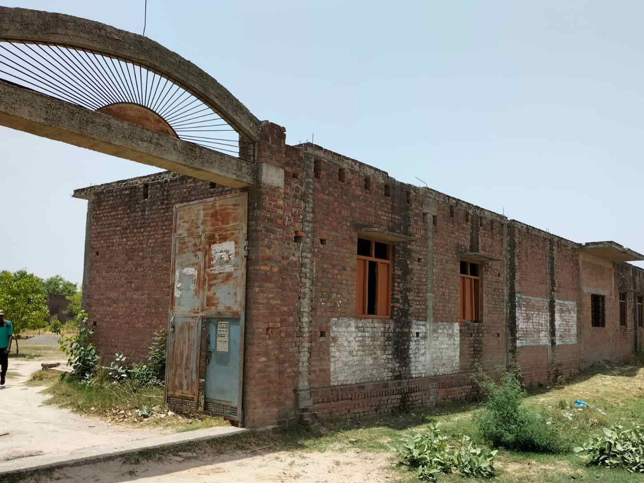 श्री दाताराम विजई पाल उच्चतर माध्यमिक विद्यालय, बख्ताबरगंज-ढ़ाई, मिर्जापुर, शाहजहांपुर, उत्तर प्रदेश (कॉलेज कोड-281358)